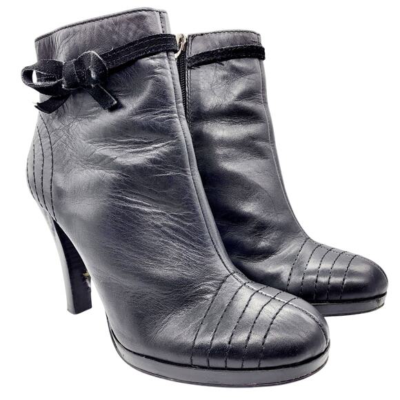 Tommy Girl Tommy Hilfiger Black Leather Round Toe Ankle Booties Women's Size 6 - Picture 1 of 16